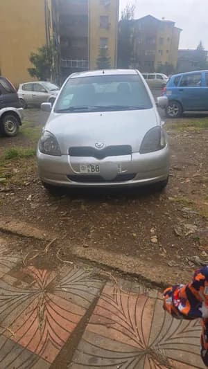 Toyota Vitz 2001 1.0L