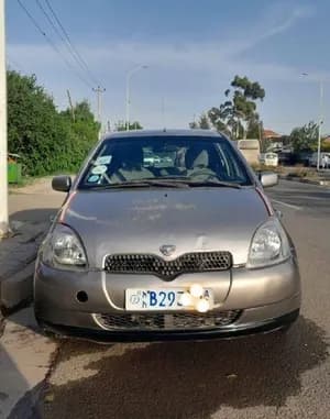 Toyota Vitz 2001