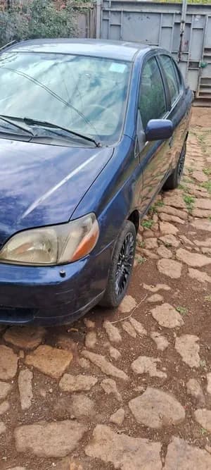 Toyota Sedan 2001 Model