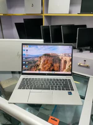 HP EliteBook 840 G8 i7 16GB 512GB
