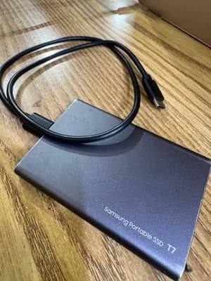 Samsung T7 1TB Portable SSD