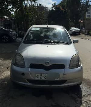 Toyota Vitz 2001