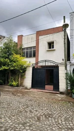 G+1 House for Sale in Summit