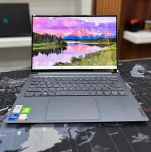 Lenovo Yoga 14s i7 16GB 512GB