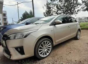 Toyota Yaris Compact 2015 Automatic