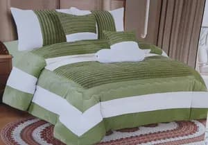 7 Pieces ኮንፈርት
