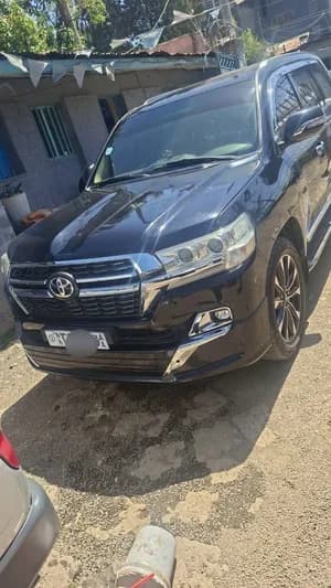 Toyota Landcruiser V8 VX.R 2014 used