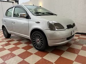 Toyota Vitz 2001