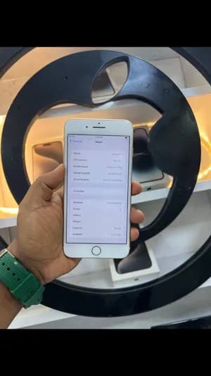 iPhone 8 Plus 64GB