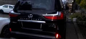 Lexus LX-570 2023