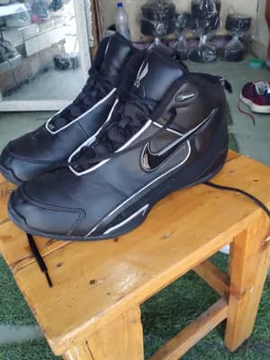 Nike Air Basketball Shoes Size 42
