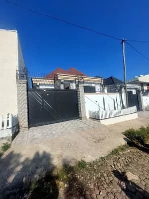 Villa for Sale in Semit
