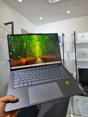 Lenovo Yoga 14 RTX 3050 Laptop