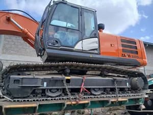 Hitachi Zaxis 220LC Excavator
