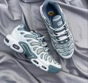Nike Air Max Plus TN Sneakers