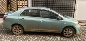 Toyota Yaris Sedan 2005
