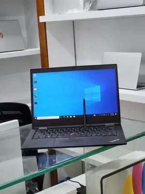 Lenovo ThinkPad Yoga X390 Laptop