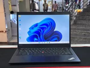 Lenovo ThinkPad X13 i7 16GB 512GB