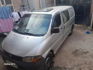 Toyota D-4D Van 2003 Manual