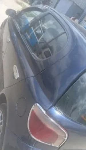 Toyota Vitz 2001