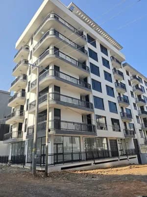 በአስቸኳይ የሚሸጥ ህንፃ 450 ካሬ