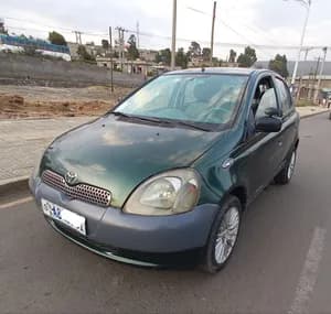 Toyota Vitz Yaris 1.0L