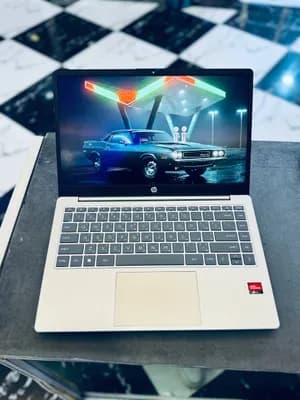 HP Notebook Ryzen 5 7520U