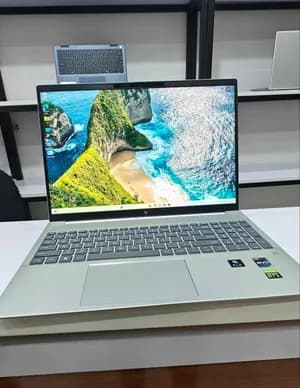 HP Pavilion Plus 16 Core i7 RTX 3050