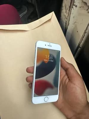 Apple iPhone 6s 32GB Silver