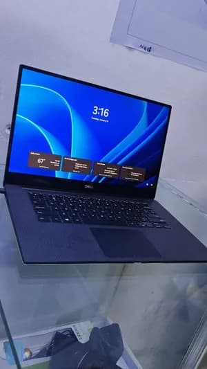 Dell Precision 15 Laptop