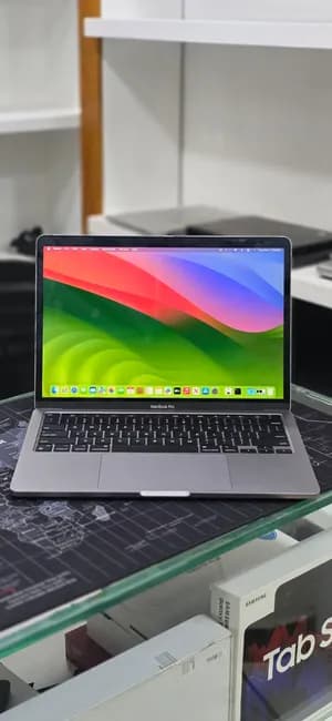 Apple MacBook Pro 13-inch M1 2020