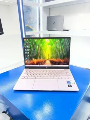 HP Pavilion Plus i7 16GB 1TB