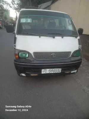 2004 Toyota Hiace Manual Van