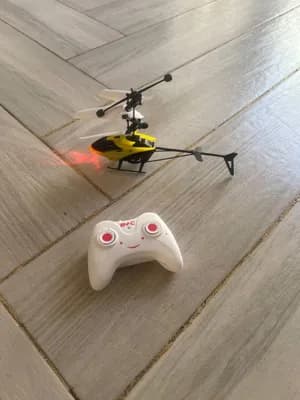 Helicopter toy