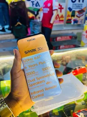 Tecno Spark 30C 128GB 4GB