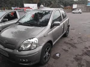 Viks model 2004 car