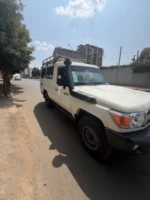 Toyota Land Cruiser 1HZ Long Base