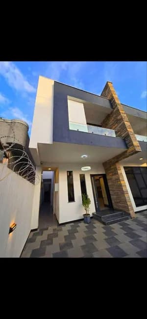Modern 4 Bedroom House in Wesen