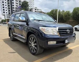 Toyota Land Cruiser V8 2010