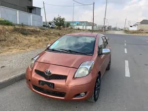 2010 Toyota Vitz Hatchback