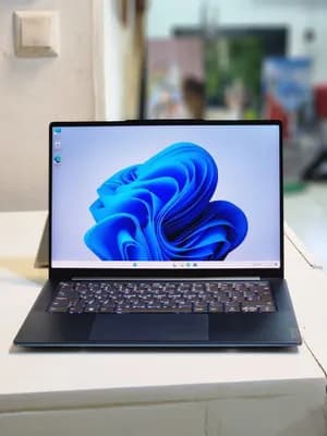 Lenovo Yoga Gaming Laptop i7 RTX 3050Ti