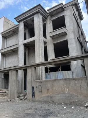 አያት 200 ካሬ G+3 ቤት