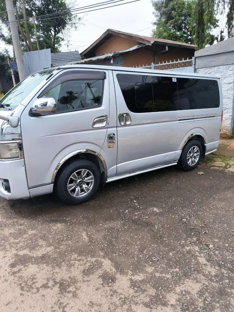 Listing photo 4