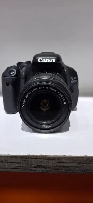 Canon EOS 600D DSLR Camera with 18-55mm Lens