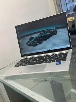 HP EliteBook 830 G8 16GB RAM 512GB SSD 13.3"