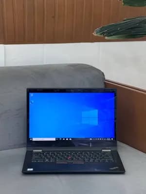 Lenovo ThinkPad Yoga 370 Laptop