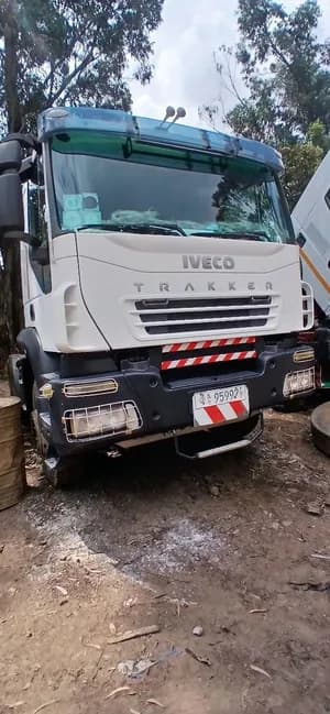 Iveco Trakker 420HP 2008 Model