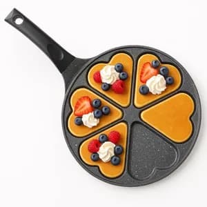 Love design egg pan