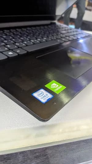 Lenovo Ideapad V330