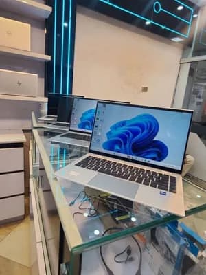 HP EliteBook x360 1040 G8